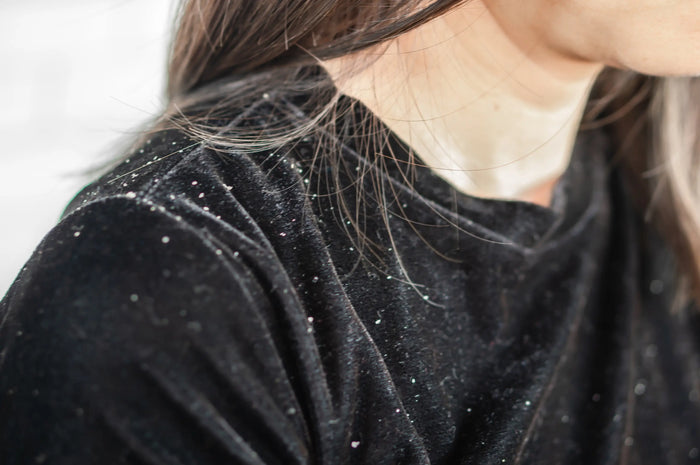 Hilsettä olkapäillä