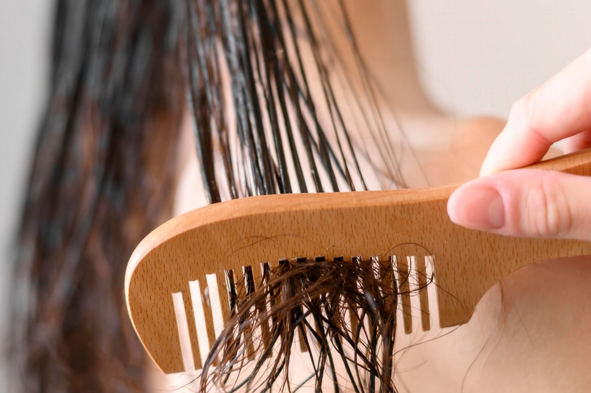 Märkien hiusten käsittely – 7 sääntöä jotka ehkäisevät hiusten katkeilua